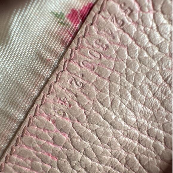 G2. Gucci Calfskin GG Marmont Bow Flap Wallet Black - Picture 10 of 16